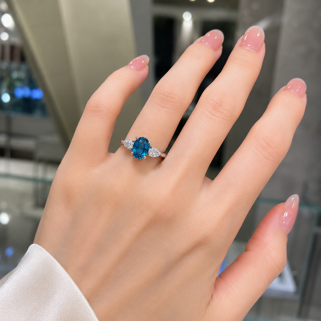 2.52ct Oval Blue Lab-Grown Gemstone Ring | Platinum
