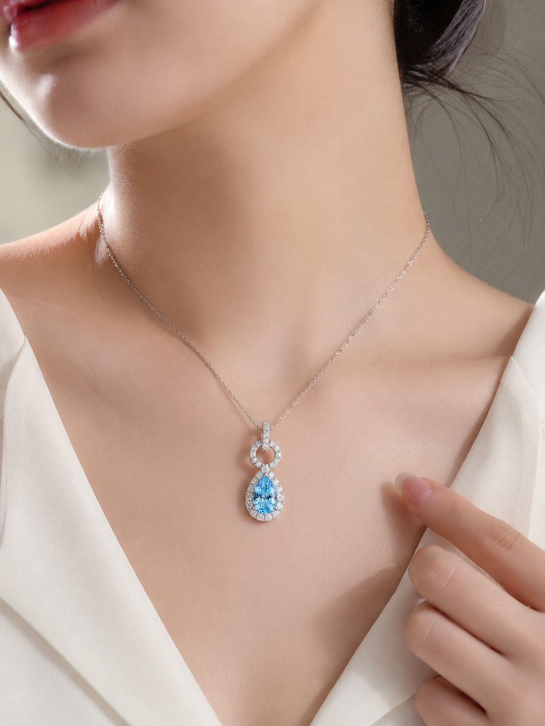 1.08ct Pear Cut Blue Lab Diamond Halo Pendant | Platinum