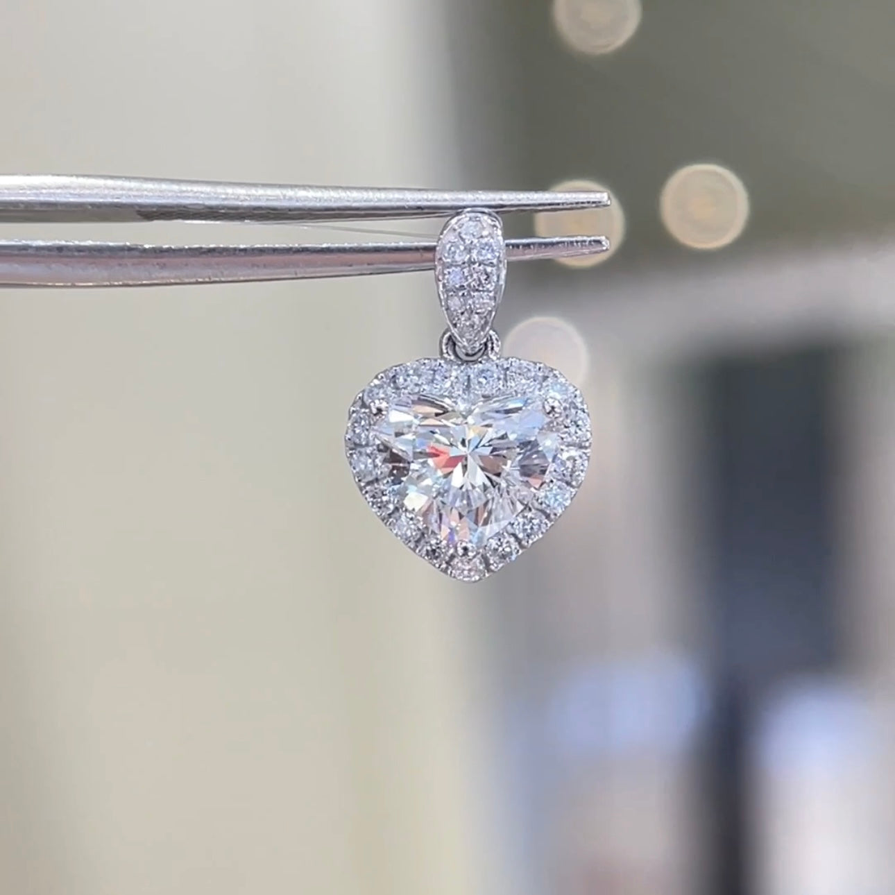 1.07 CT Heart Lab-Grown Diamond Halo Pendant | PT950 Platinum | D Color | VS1