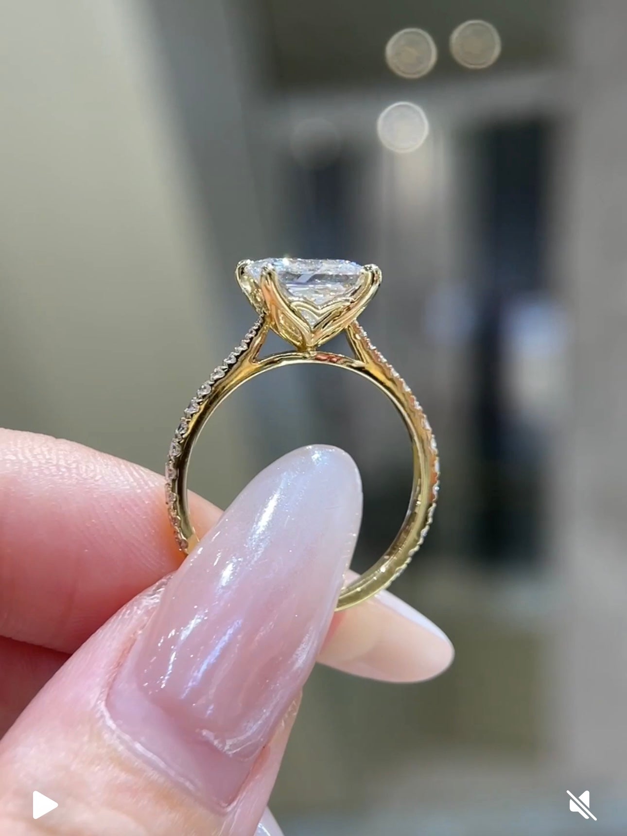 2.01 CT Princess Cut Lab-Grown Diamond Ring | 18K Gold | E Color | VVS2