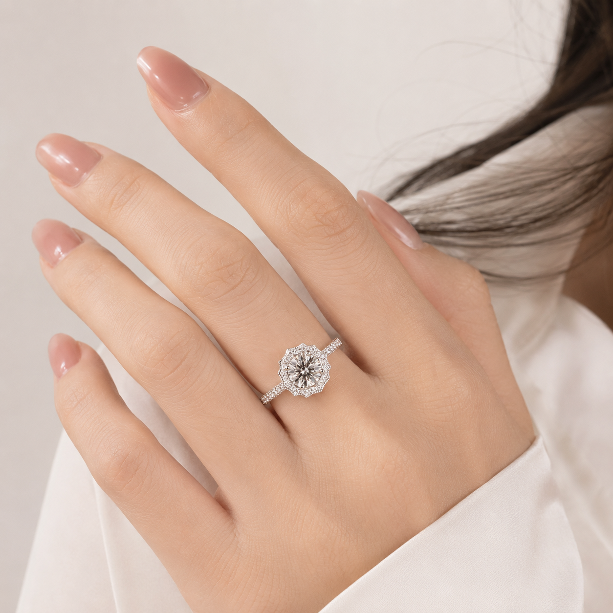 1.01ct D VVS2 Lab-Grown Diamond Halo Ring | 18K White Gold