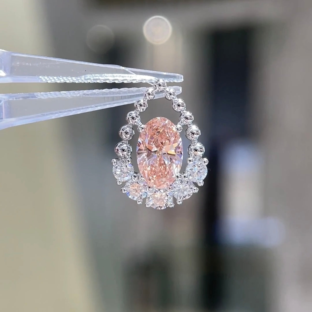 1.02 CT Fancy Intense Pink VVS2 Lab-Grown Diamond | 18K White Gold